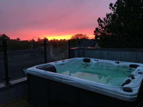 Jacuzzi et Vue sur Loire - Maison d'hôtes L'Odyssée