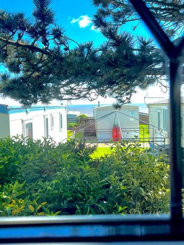 Luxury spacious lodge on Trimingham house caravan park, near Cromer and Mundesley in Trimingham