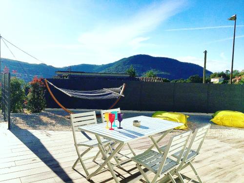 Appartement & Jacuzzi dans l’Esterel proche Mer