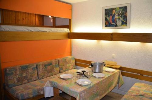 Residence Chaviere - Studio 4 pers au pied des pistes a la Croisette - acces 3 Vallees MAE-5624 near Le Chalet