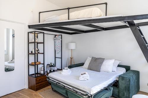34 BORNIOL - Bel appartement rénové avec mezzanine Cannes, Cannes (fotografie 8)