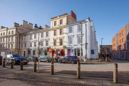 higgihaus #5 5 of 7 Rooms Monday - Friday