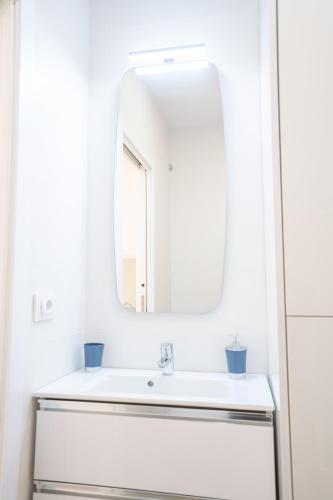 Orlando 85 Complex - Single Bedroom - Tap to explore photos