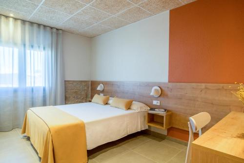 Hostal Barris - image 14