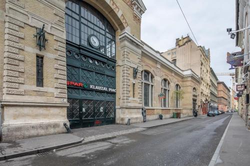 Very Central - Quiet Studio - image 14