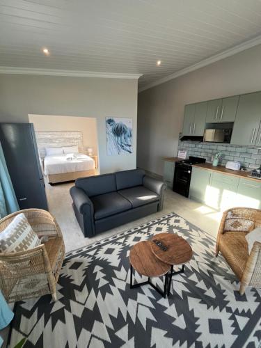 White Sands Self-catering units Room Type - Comfort King Room