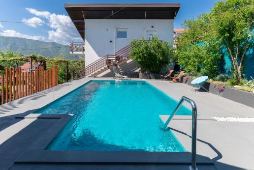 Pure Sky Apartments - with pool - Location saisonnière - Mostar