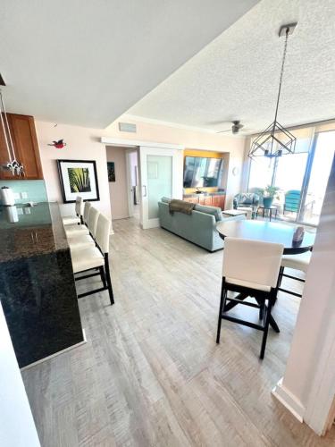Just Beachy Get-away in Biloxi, USA