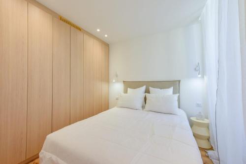Upscale 1-Br apartment 100 meter from the Palais des Festivals