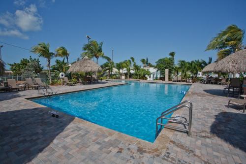 Sunshine Key RV Resort & Marina 4