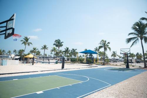 Sunshine Key RV Resort & Marina - 스포츠&체험활동