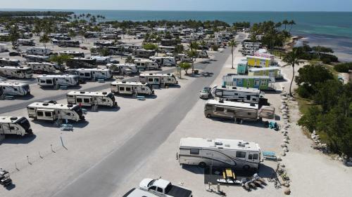 Sunshine Key RV Resort & Marina - 숙소 외관