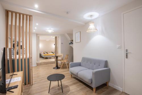 Le Triplex - 8 pers - Hypercentre - Wifi, LʼIsle-sur-la-Sorgue (photo 10)
