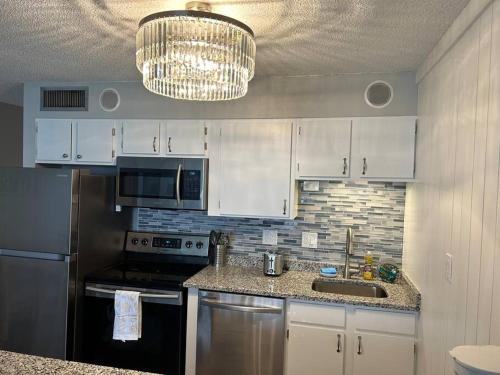 On the Sand Beachfront Condo, Newly Renovated thumb 3