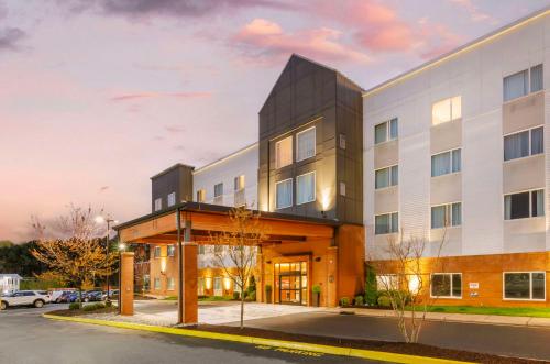 Country Inn & Suites by Radisson, Charlottesville-UVA, VA