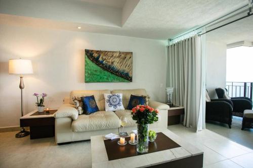 Grand Venetian Beachfront Condo in Puerto Vallarta, Mexico