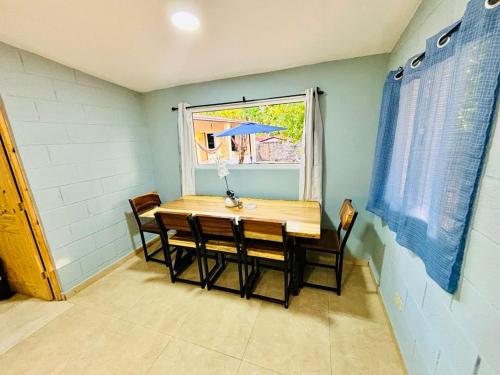Fasilitas, Hostal Camila’s in La Libertad