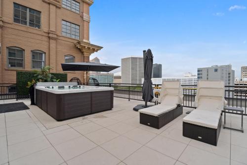 5 bedrooms, 7 beds