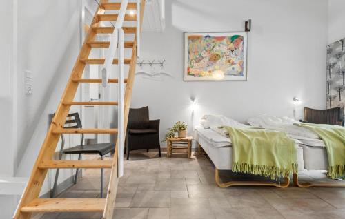 Stunning Apartment In Væggerløse in Idestrup