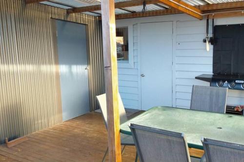 Avalon Blue @ Derby - *Blue Derby Endorsed* in เดอร์บี้