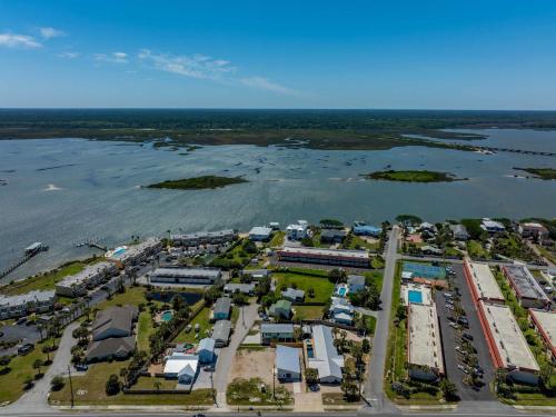 Duplex, Paradise Packs A Punch! Beachside Home, Heated Pool, Outdoor Lounge, Steps from Beach Access Duplex, Paradise Packs A Punch! Beachside Home, Heated Pool, Outdoor Lounge, Steps from Beach Access