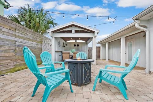 Paradise Packs A Punch! Beachside Home with Heated Pool, Outdoor Lounge, Steps from Beach Access in St. Augustine, USA