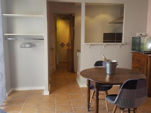 Appartement Pontlevoy, 2 pièces, 2 personnes - FR-1-491-363