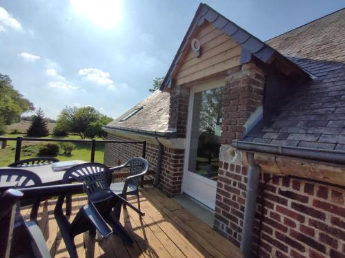 Gîte de charme avec piscine, terrasse et jardin dans la vallée du Loir - FR-1-491-381 (Gite de charme avec piscine, terrasse et jardin dans la vallee du Loir - FR-1-491-381) in Authon