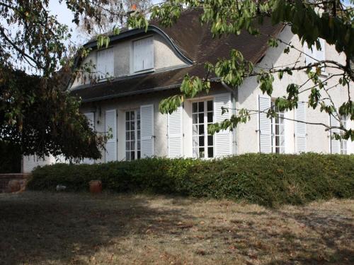 Maison avec jardin et cheminée proche des châteaux de la Loire - FR-1-491-420 (Maison avec jardin et cheminee proche des chateaux de la Loire - FR-1-491-420) in Ivoilemarrona