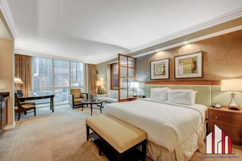 F1 Track View - Jacuzzi & Strip View Studio Suite, Las Vegas (foto 10)