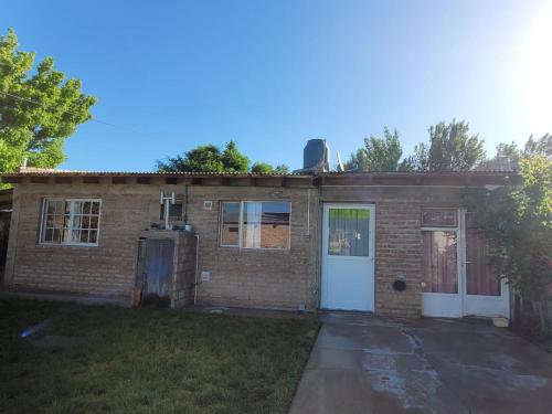 Exterior view, Hospedaje Romancito in Piedra del Aguila