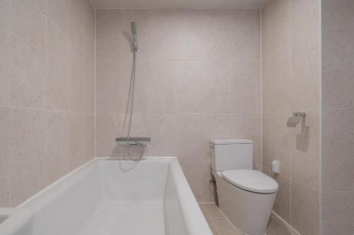 Anook Hotel Daejeon Yongjeon 2nd – Daejeon, FL