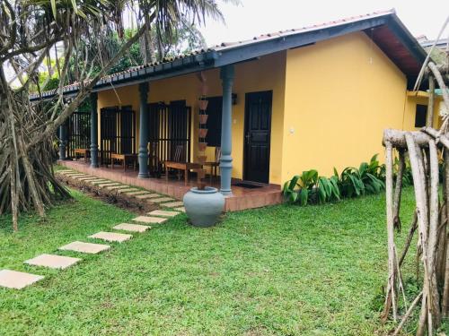 Jim's Beach Villas – Hikkaduwa, CO