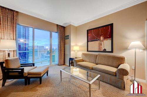 MGM Signature-29-821 1Br2Ba F1 Strip View Balcony, Las Vegas (photo 10)
