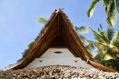 Beach-Front Sumbawa Surf House