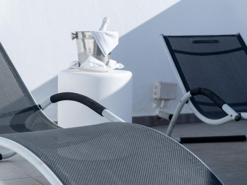 Blanco Hotel Formentera - image 2