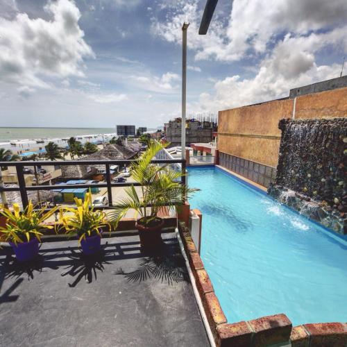 Piscina, Hotel La Barca in Atacames