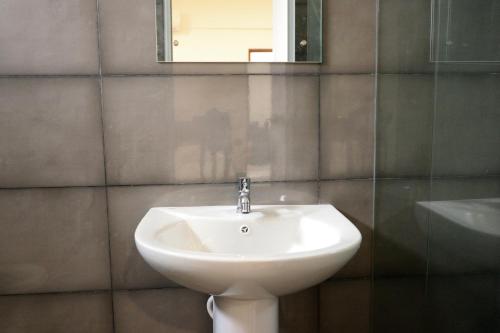 Colombo City Apartment - image 11
