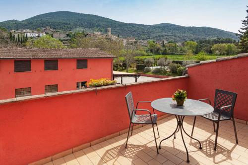 Apartment with Balcony