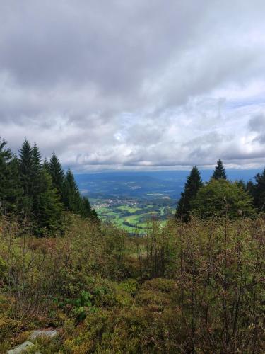 Pools, Sauna und Balkon mit Panoramablick