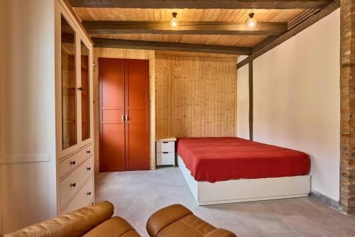 Rote Wohnung - Ferienwohnung (Goldenes-Häusle) (Rote Wohnung - Ferienwohnung (Goldenes-Hausle)) in Spiegelberg