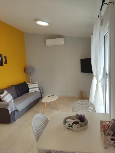 Blue & Green Apartments , Dassia - Corfu 1&2-3&4, Дассия (фото 6)