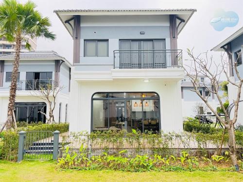 Exterior view, Villa Sonasea Van Đon by Deluxe Stay in Van Don