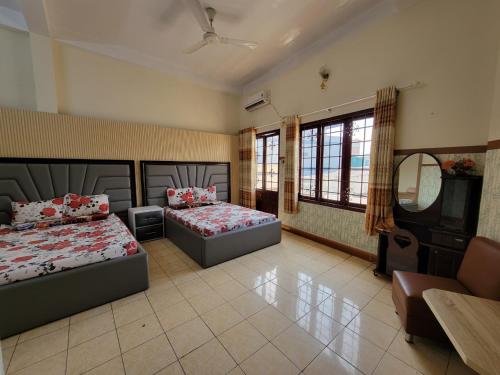 Double with 2 Double Beds