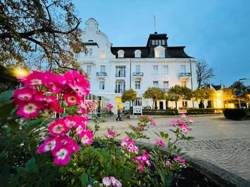 Göbel`s Hotel Quellenhof - image 11
