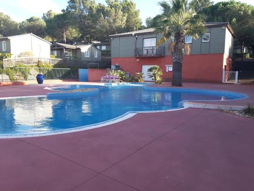 AGDE chalet sénérité piscine clim 6 PL - Location, gîte - Agde