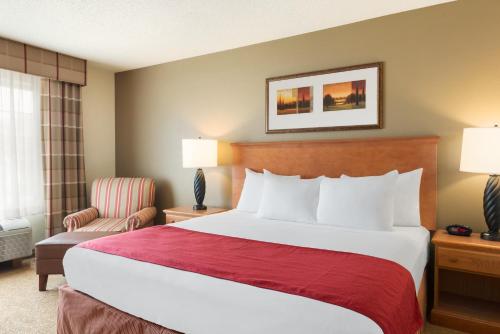 Country Inn & Suites by Radisson Davenport IA - image 6
