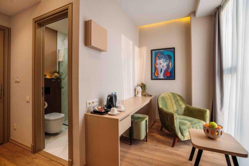 Hotel Monday by DNT Group Room Type - Standard Twin Room