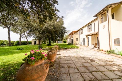 Сад, Agriturismo Bio San Mamiliano in Прінципіна Тера