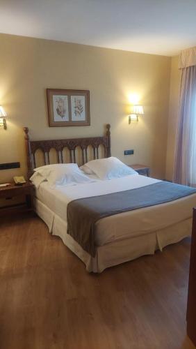 Hotel Ele Puente Romano de Salamanca Room Type - Double Room with Terrace